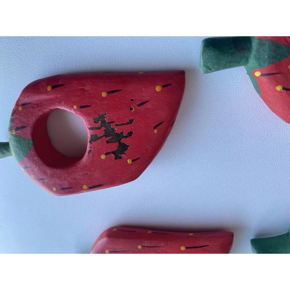 Set of 8 Wooden‎ Strawberry Summer Napkin Rings - Hand Painted Fruit Table Decor